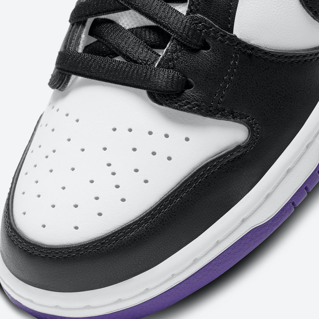 Nike SB Dunk Low "Court Purple"