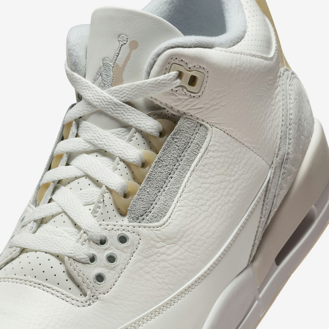 Air Jordan 3 Retro Craft "Ivory"
