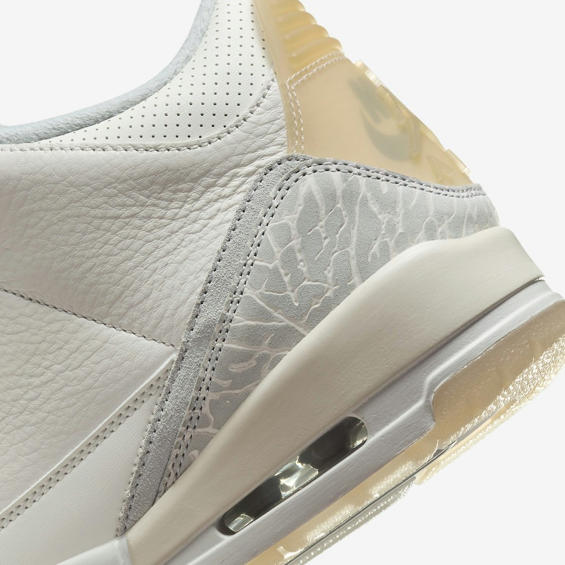 Air Jordan 3 Retro Craft "Ivory"