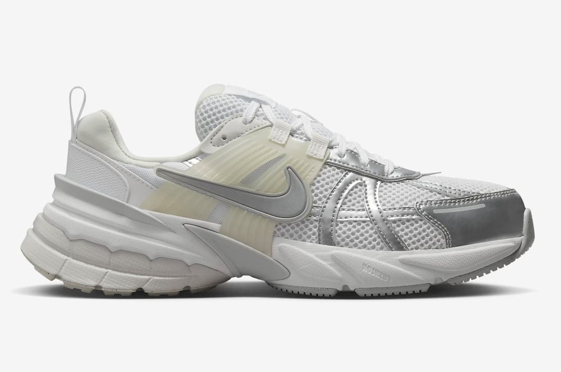 Nike Runtekk V2K "Metallic Silver"