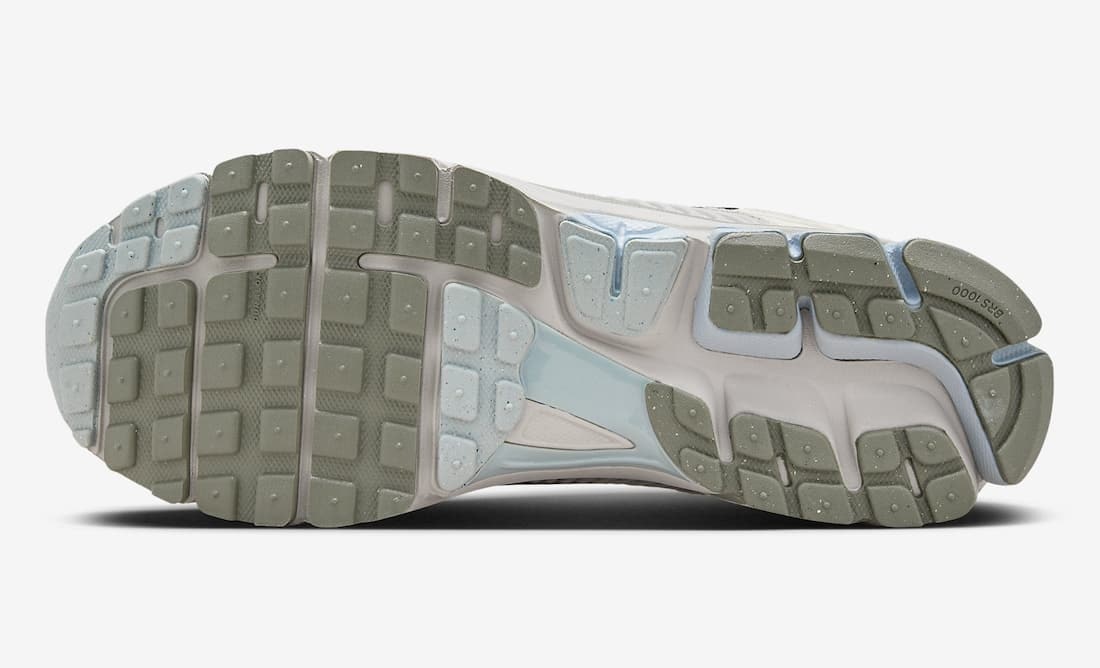 Nike Zoom Vomero 5 "Light Orewood Brown"