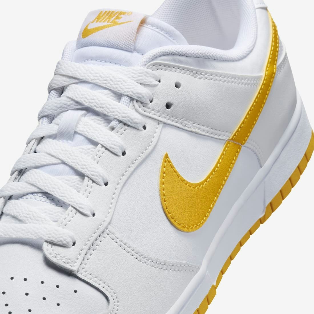Nike Dunk Low "University Gold"
