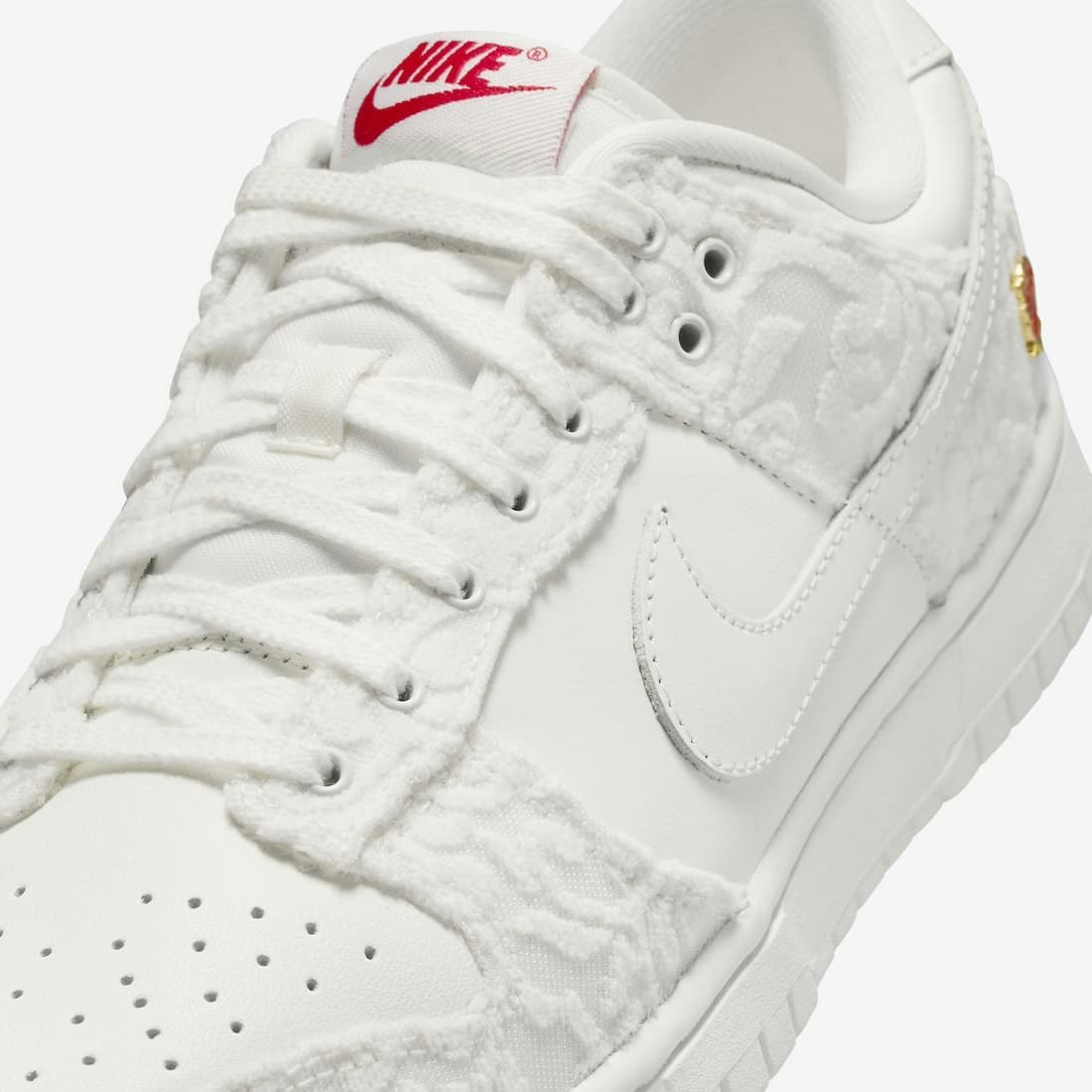 Nike Dunk Low "Give Her Flowers"