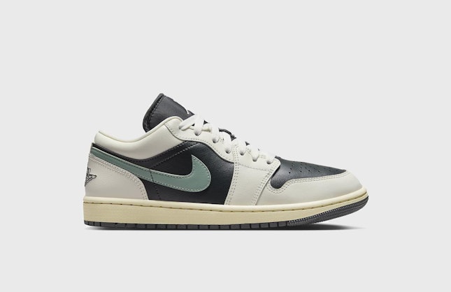 Air Jordan 1 Low "Jade Smoke"