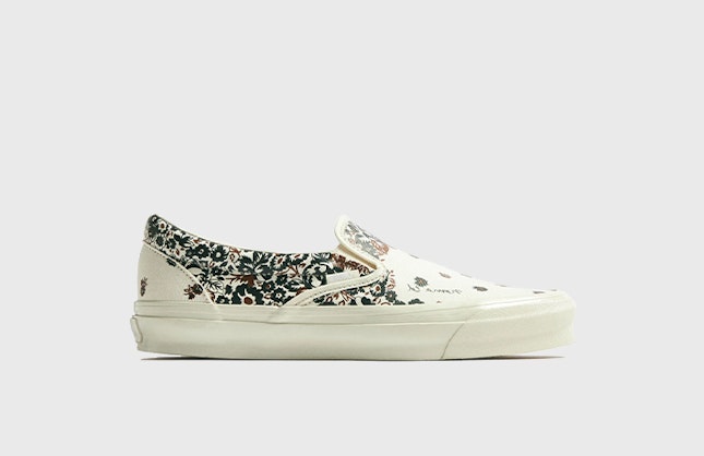 END. x NOMA t.d. x Vans Classic Slip On LX "Antique White"