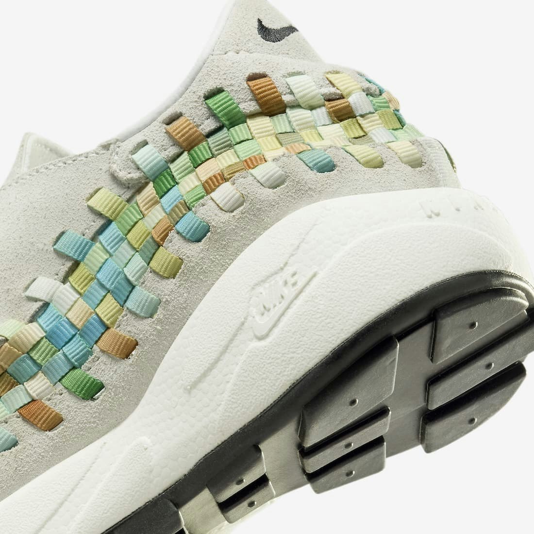 Nike Air Footscape Woven "Rainbow"