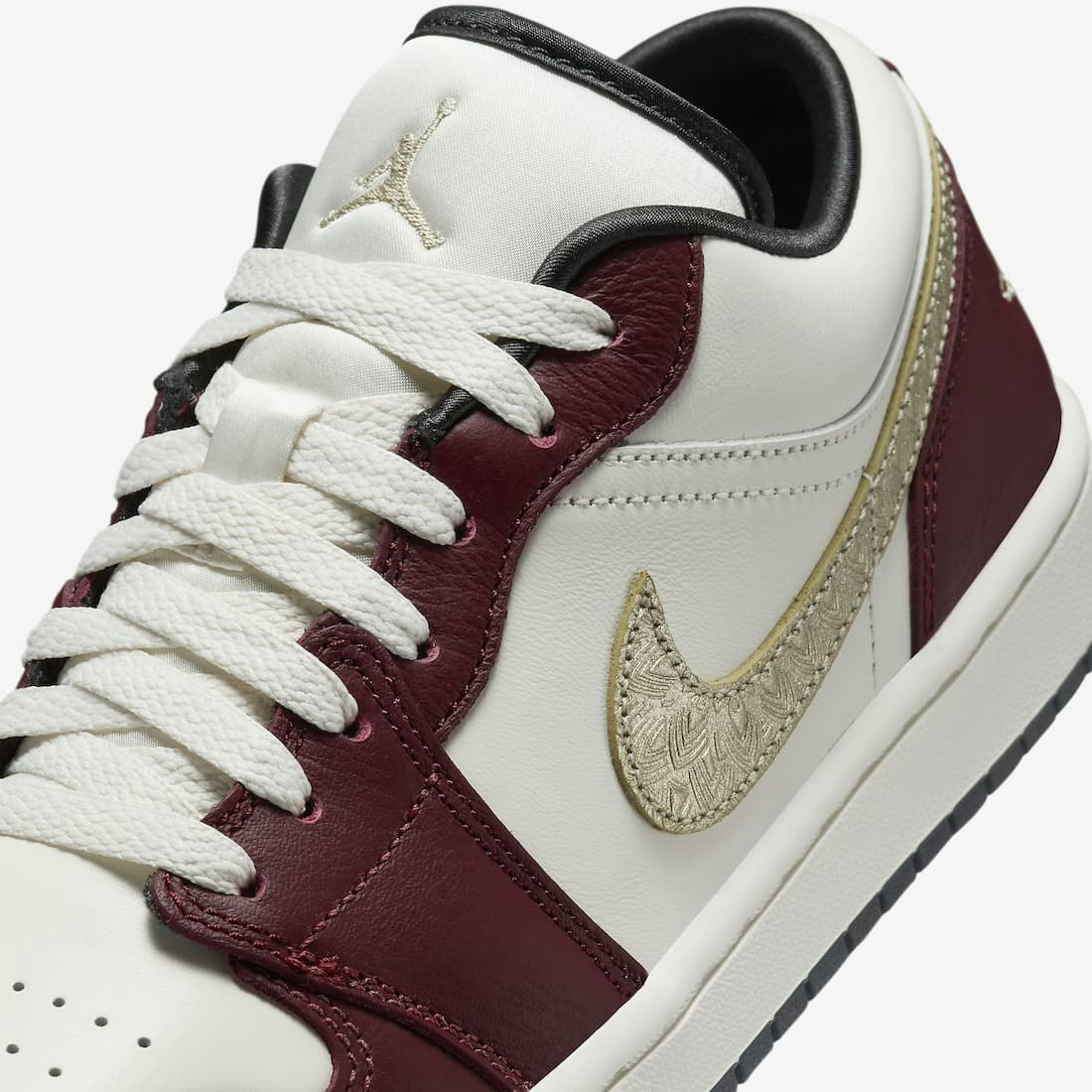 Air Jordan 1 Low SE "Chinese New Year"