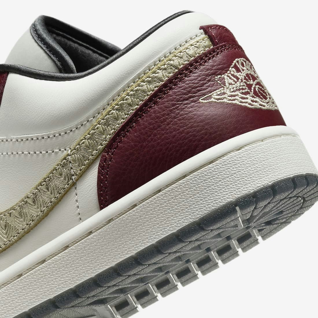 Air Jordan 1 Low SE "Chinese New Year"
