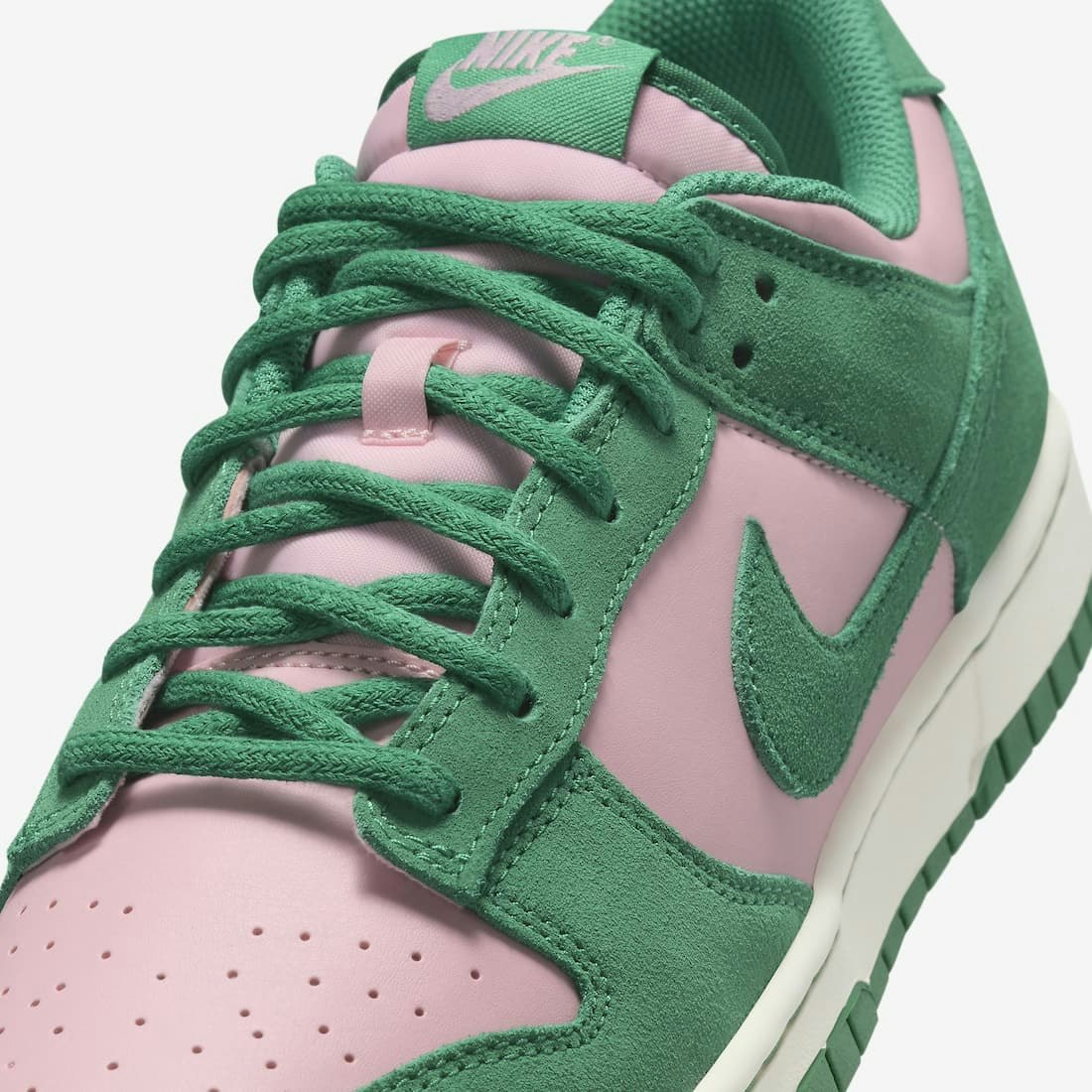 Nike Dunk Low "Pink Malachite"