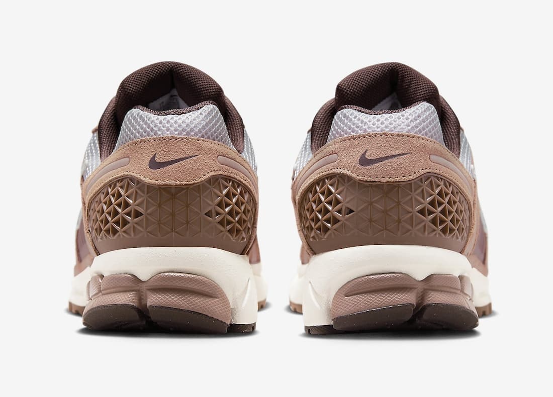 Nike Zoom Vomero 5 "Dusted Clay"