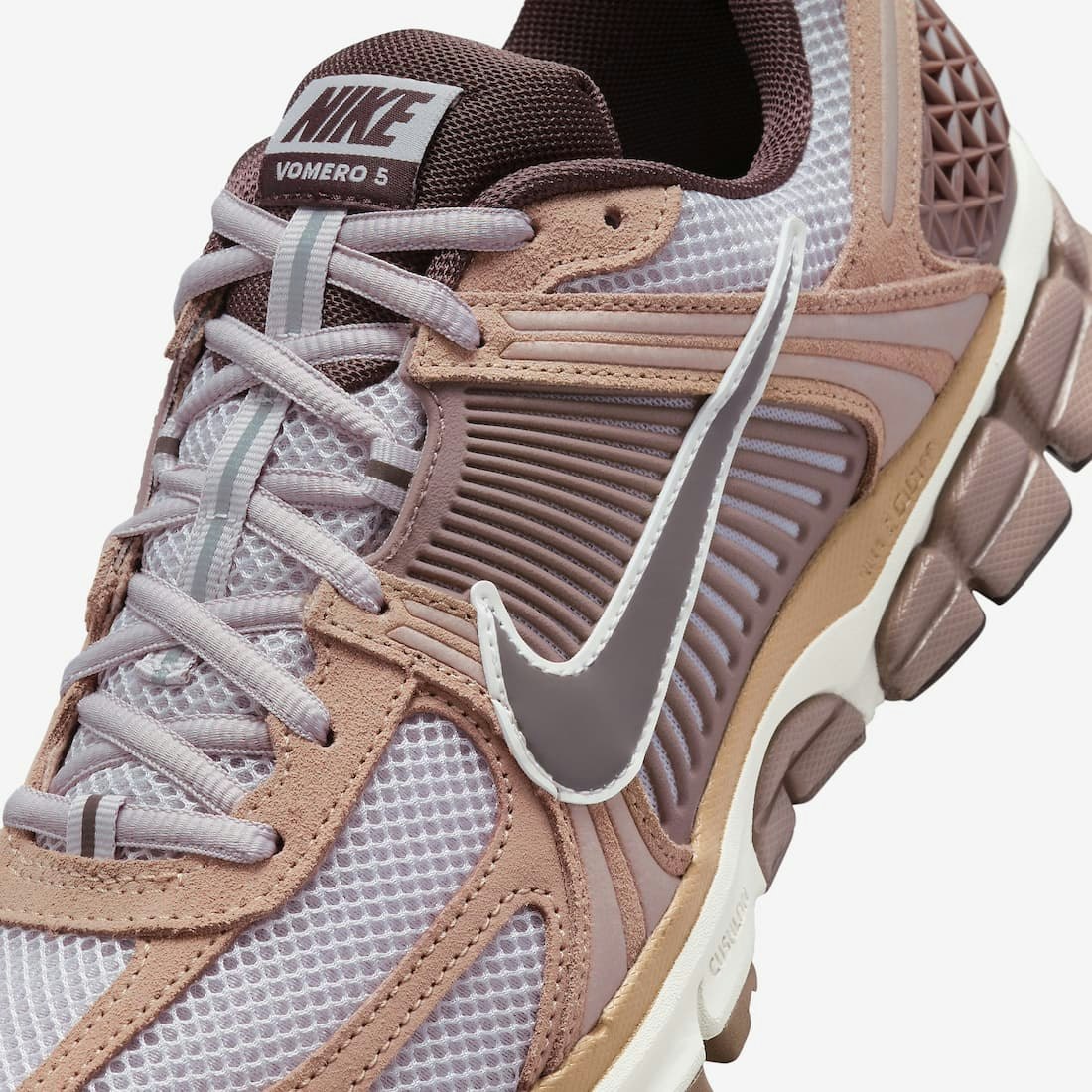 Nike Zoom Vomero 5 "Dusted Clay"