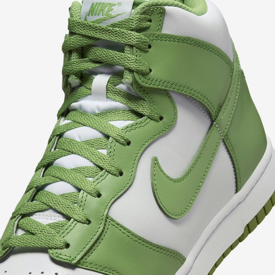 Nike Dunk High "Chlorophyll"
