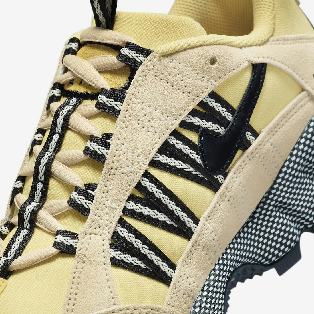 Nike Air Humara "Sesame"