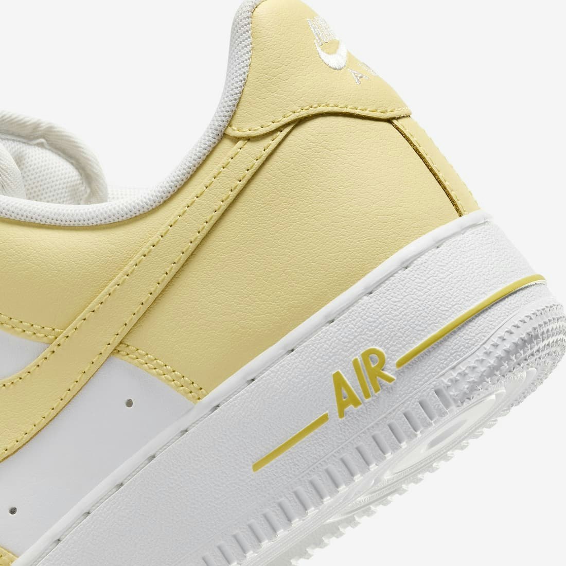 Nike Air Force 1 Low "Light Lemon Venom"