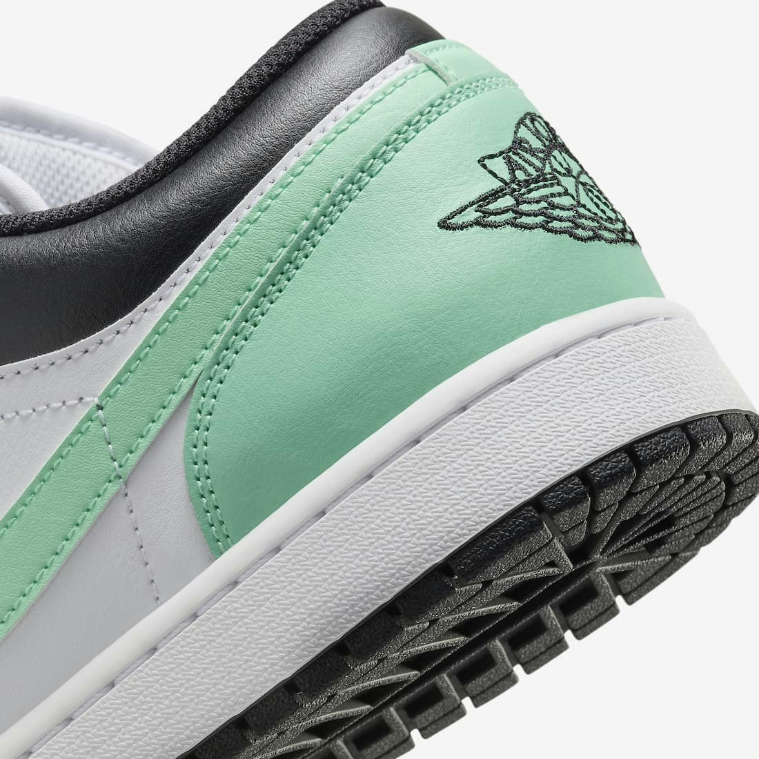 Air Jordan 1 Low "Green Glow"