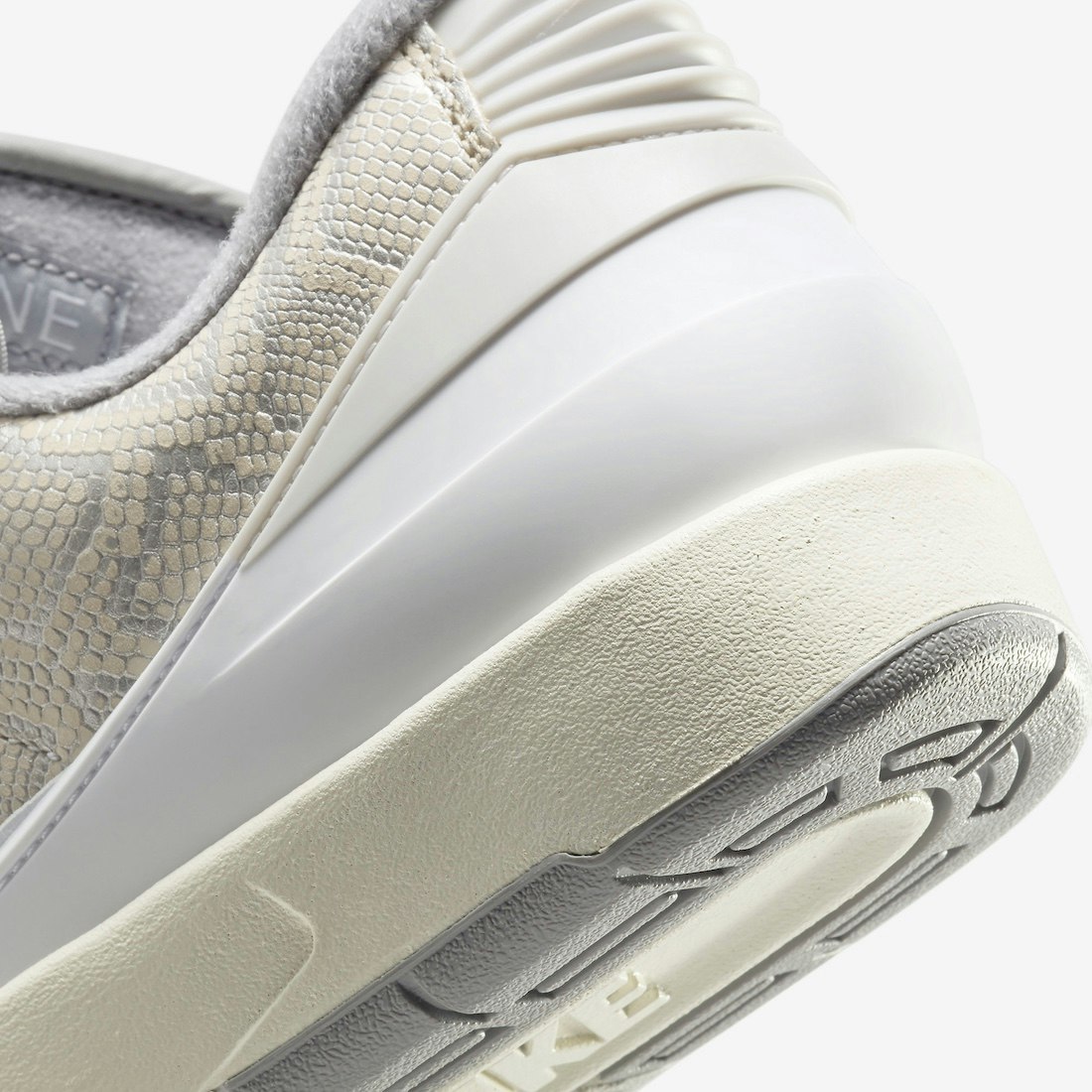 Air Jordan 2 Low "Python"