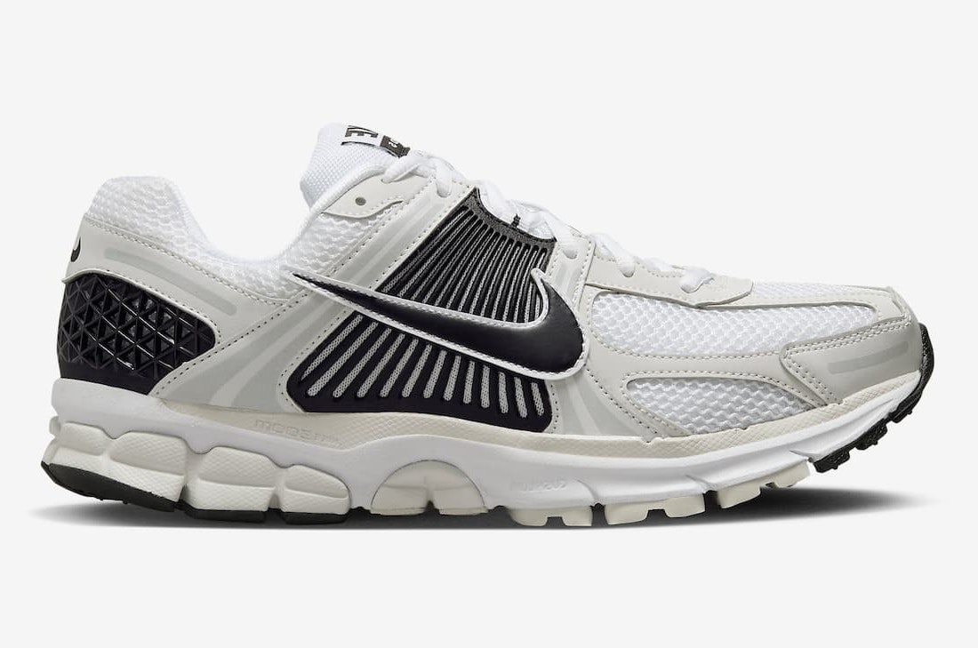 Nike Zoom Vomero 5 "Panda"