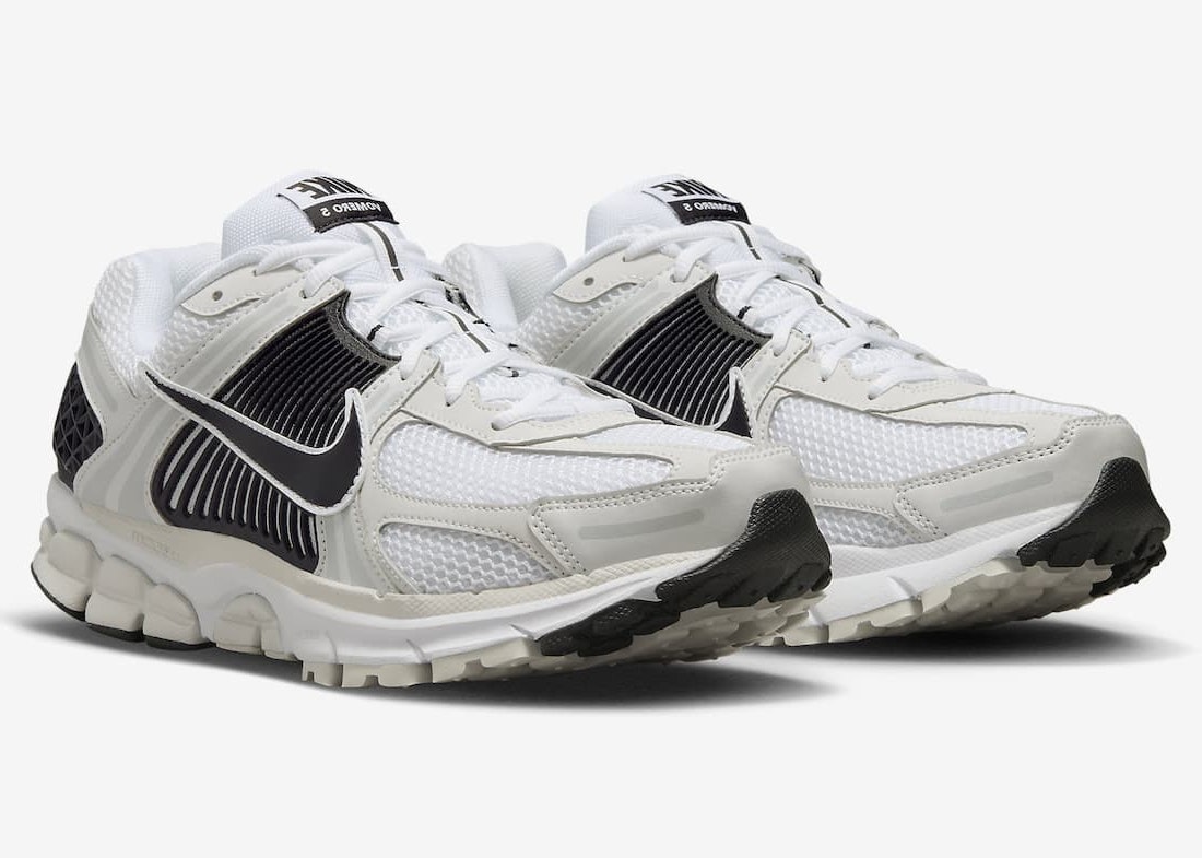 Nike Zoom Vomero 5 "Panda"