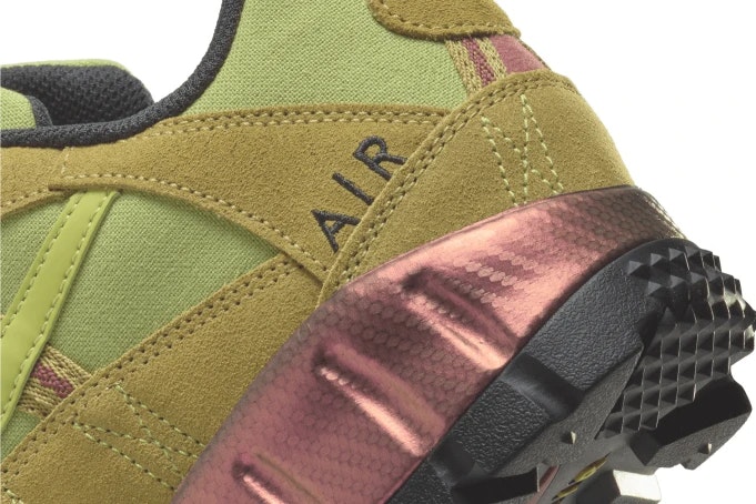 Nike Air Humara "Pacific Moss"