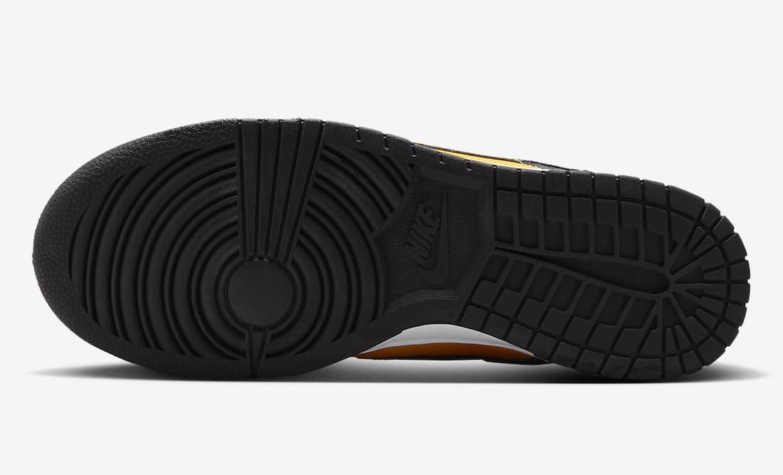 Nike Dunk Low "University Black Gold"