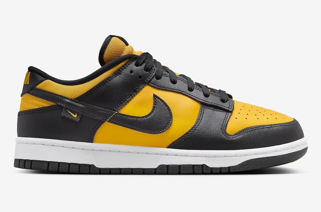 Nike Dunk Low "University Black Gold"
