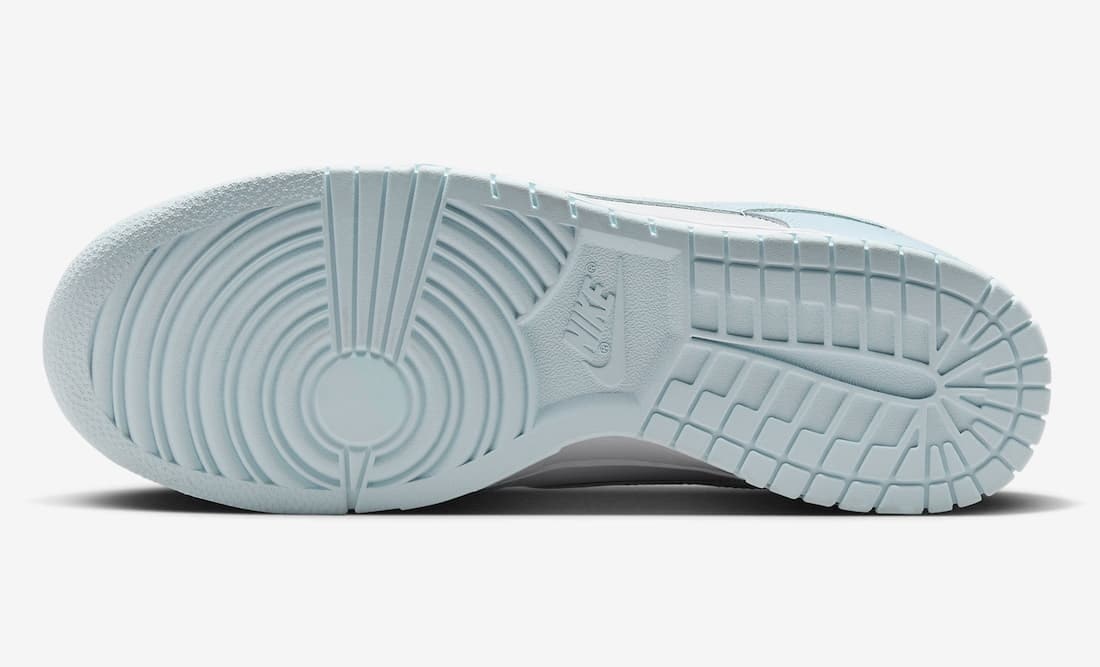 Nike Dunk Low "Glacier Blue"