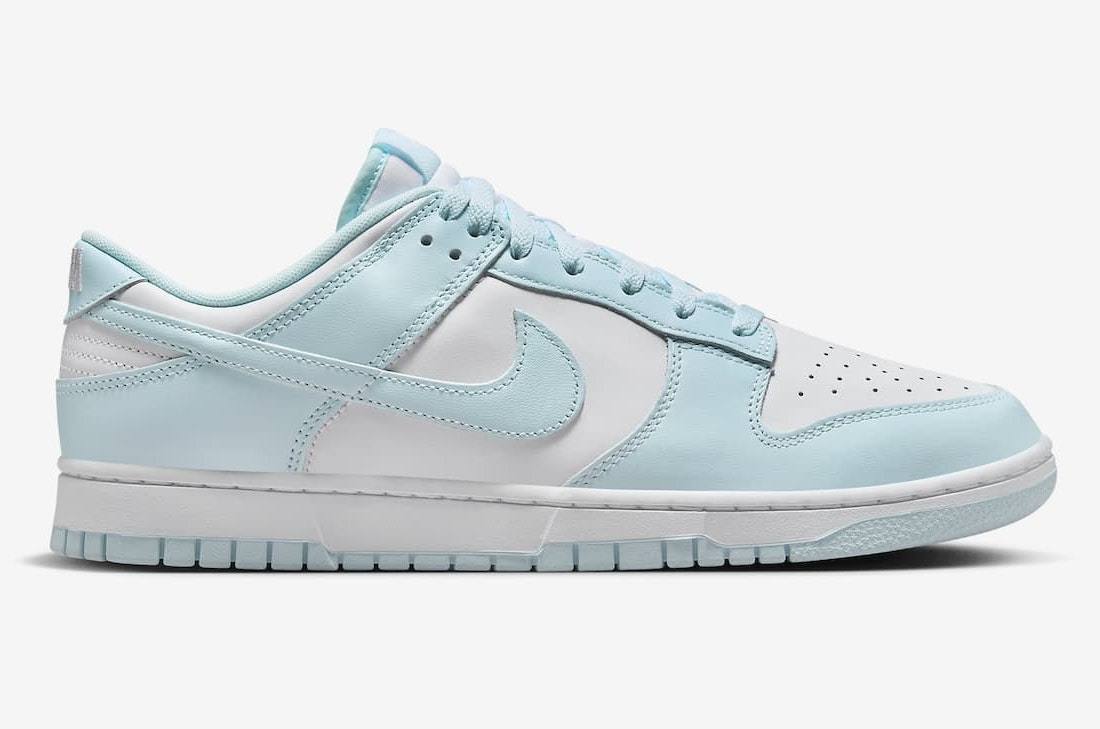 Nike Dunk Low "Glacier Blue"