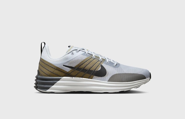 Nike Lunar Roam "Pure Platinum"