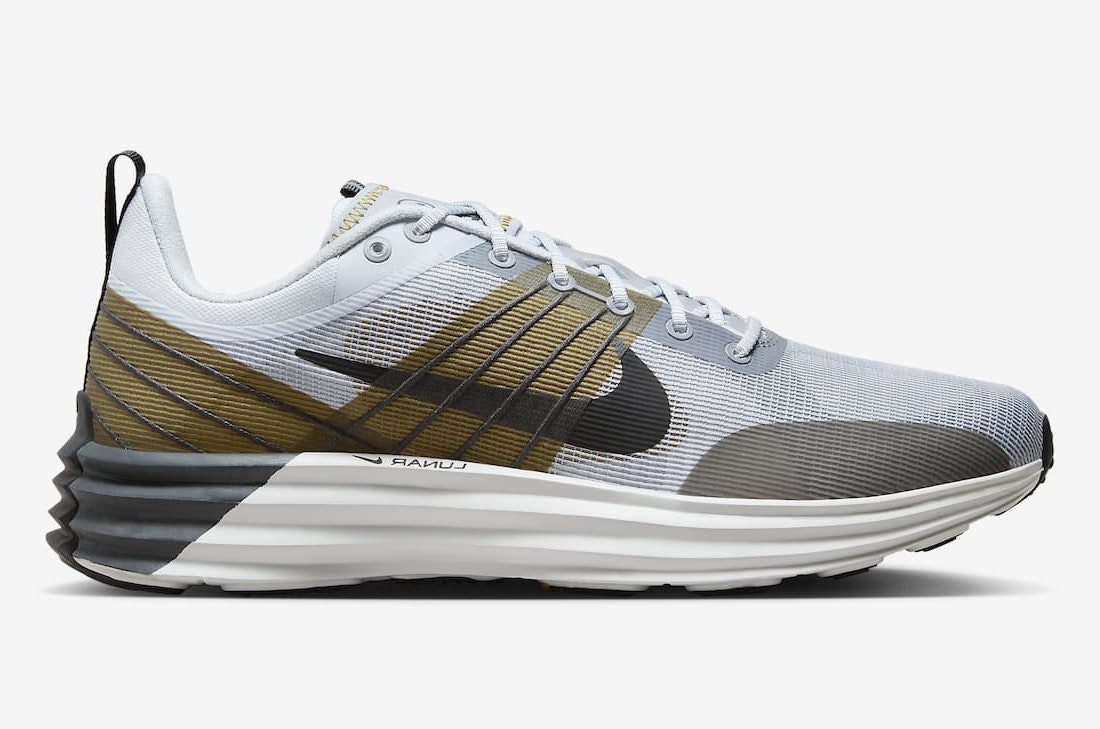 Nike Lunar Roam "Pure Platinum"