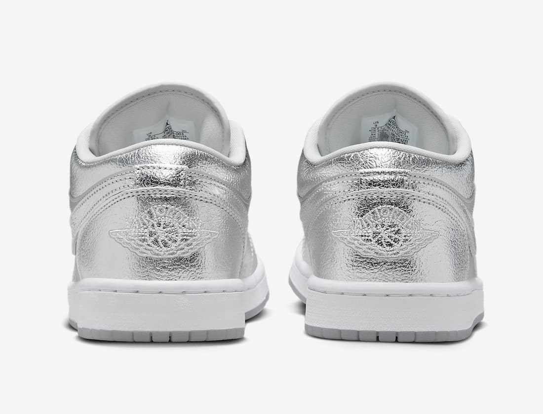 Air Jordan 1 Low SE "Metallic Silver"