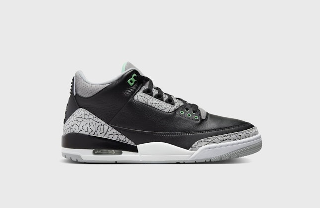 Air Jordan 3 Retro "Green Glow" Air Jordan 3 Retro "Green Glow"