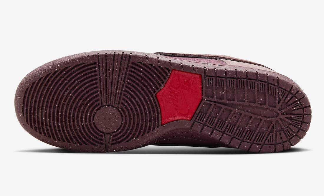 Nike SB Dunk Low "City of Love" (Burgundy Crush)