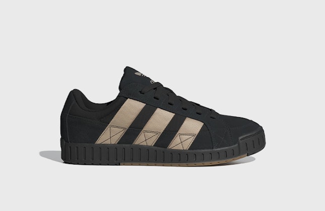 adidas LWST "Core Black"
