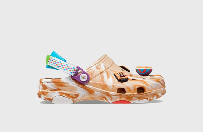 Cinnamon x Crocs Classic Clog "Toast Crunch"
