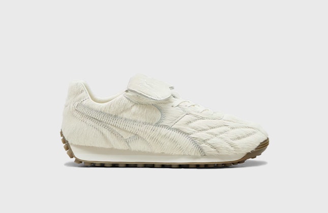 FENTY x Puma Avanti "Pony Hair" (Warm White) FENTY x Puma Avanti "Pony Hair" (Warm White)