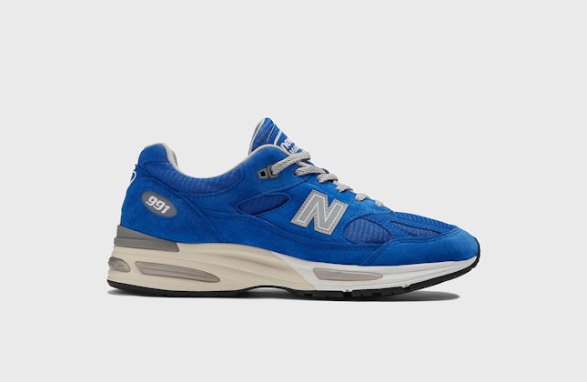 New Balance 991v2 "Made in UK" (Dazzling Blue) New Balance 991v2 "Made in UK" (Dazzling Blue)