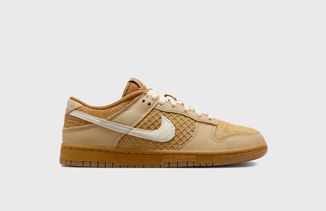 Nike Dunk Low "Waffle"