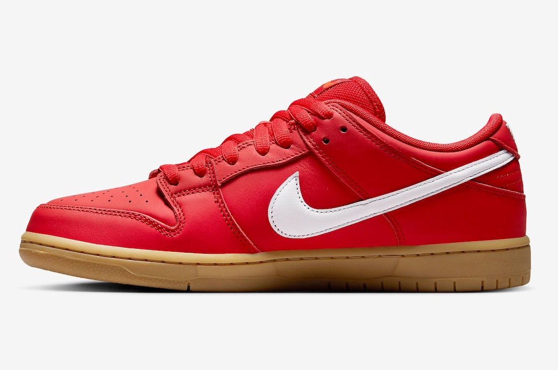 Nike SB Dunk Low "Red Gum"