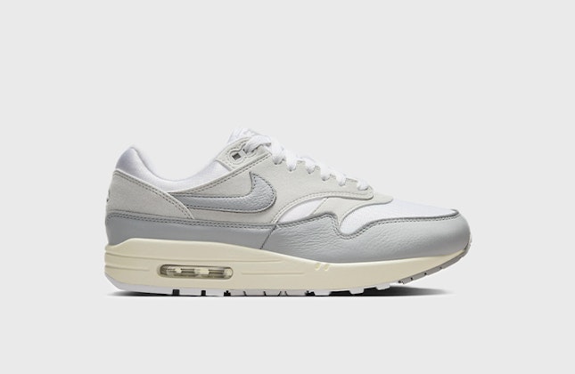 Nike Air Max 1 ’87 "Pure Platinum" Nike Air Max 1 ’87 "Pure Platinum"