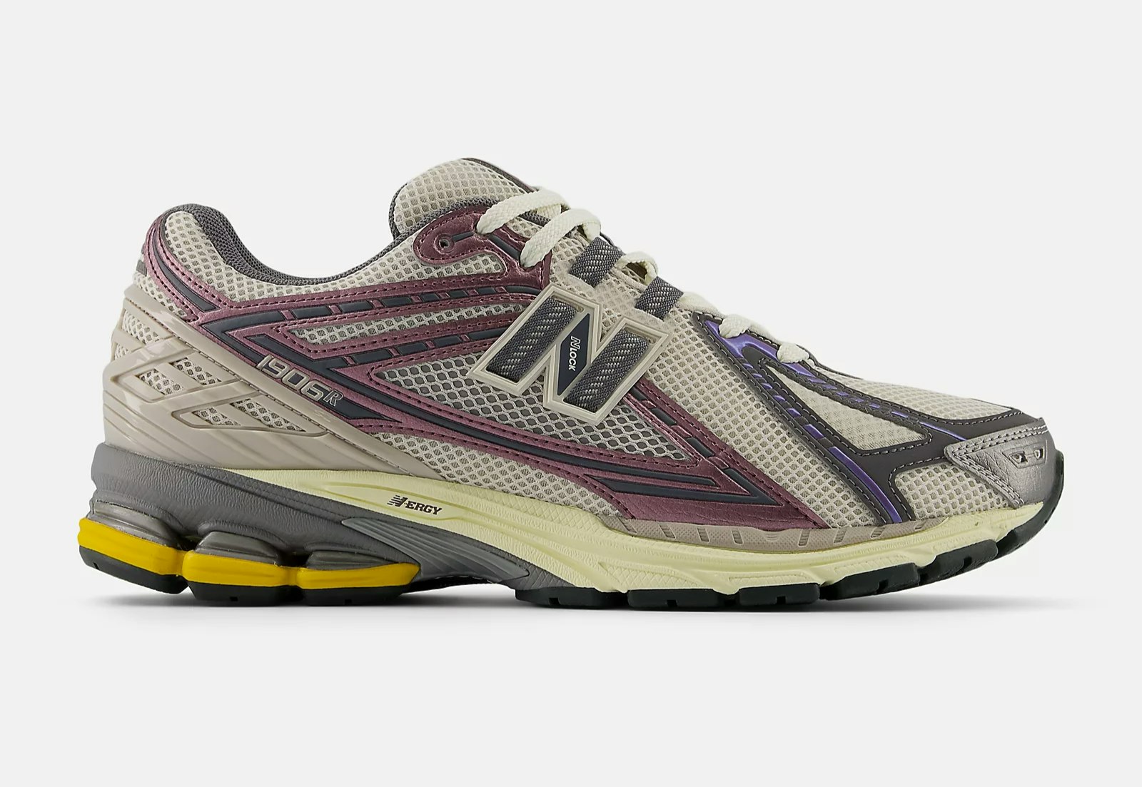 New Balance 1906R "Licorice"