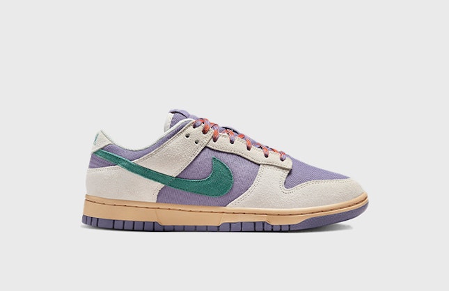 Nike Dunk Low "Joker"