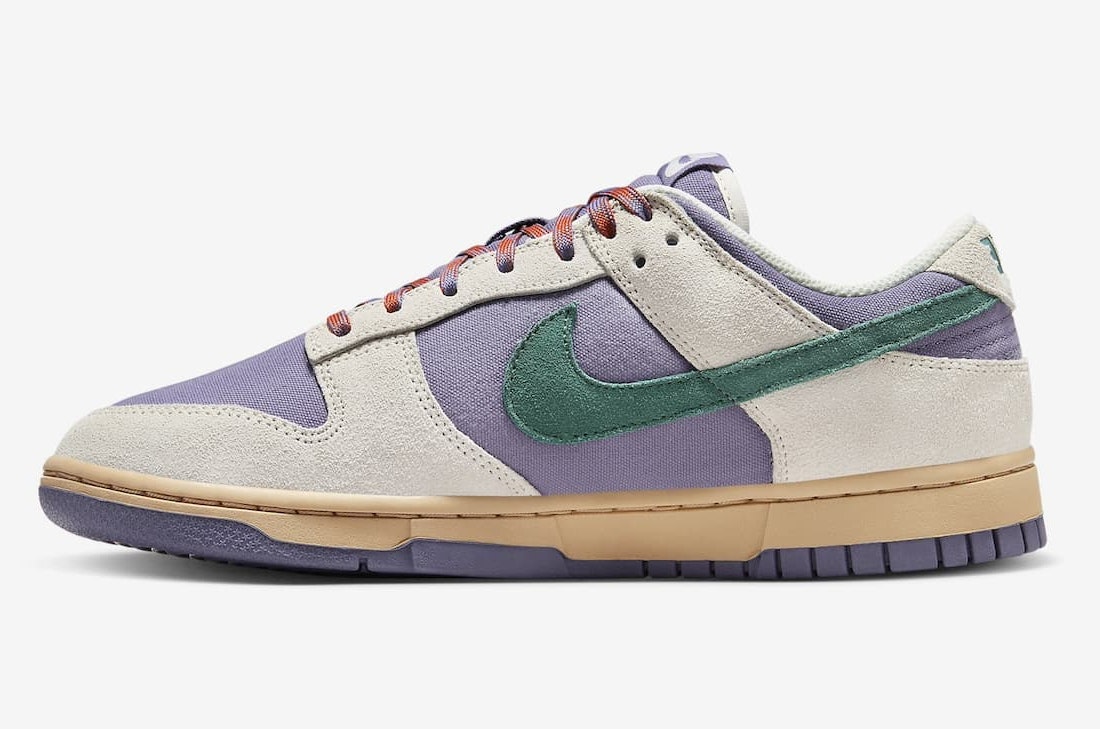 Nike Dunk Low "Joker"