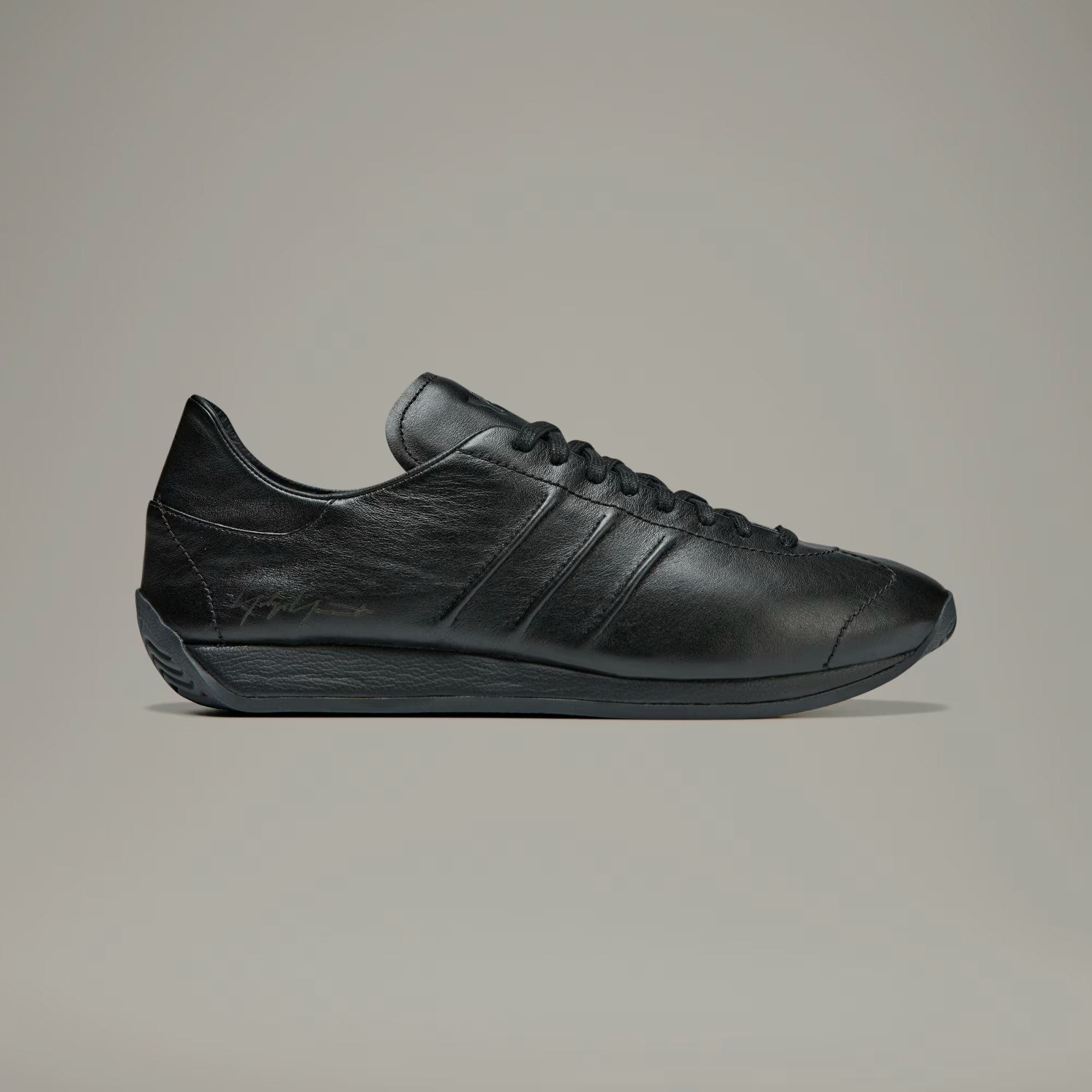 Y-3 x adidas Country "Black"