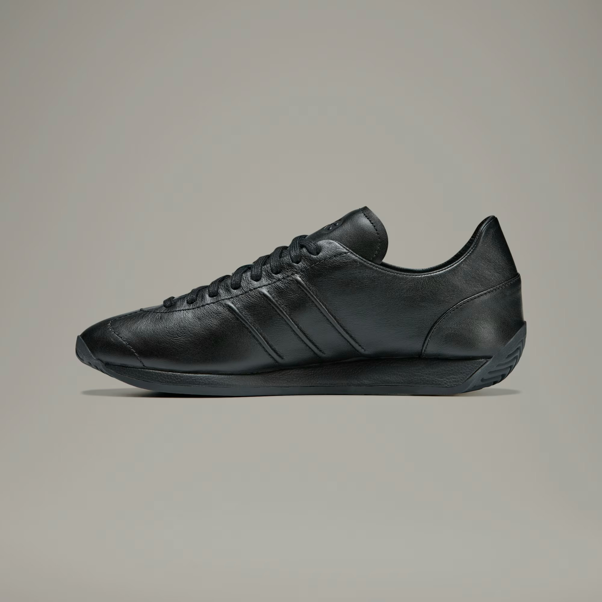 Y-3 x adidas Country "Black"