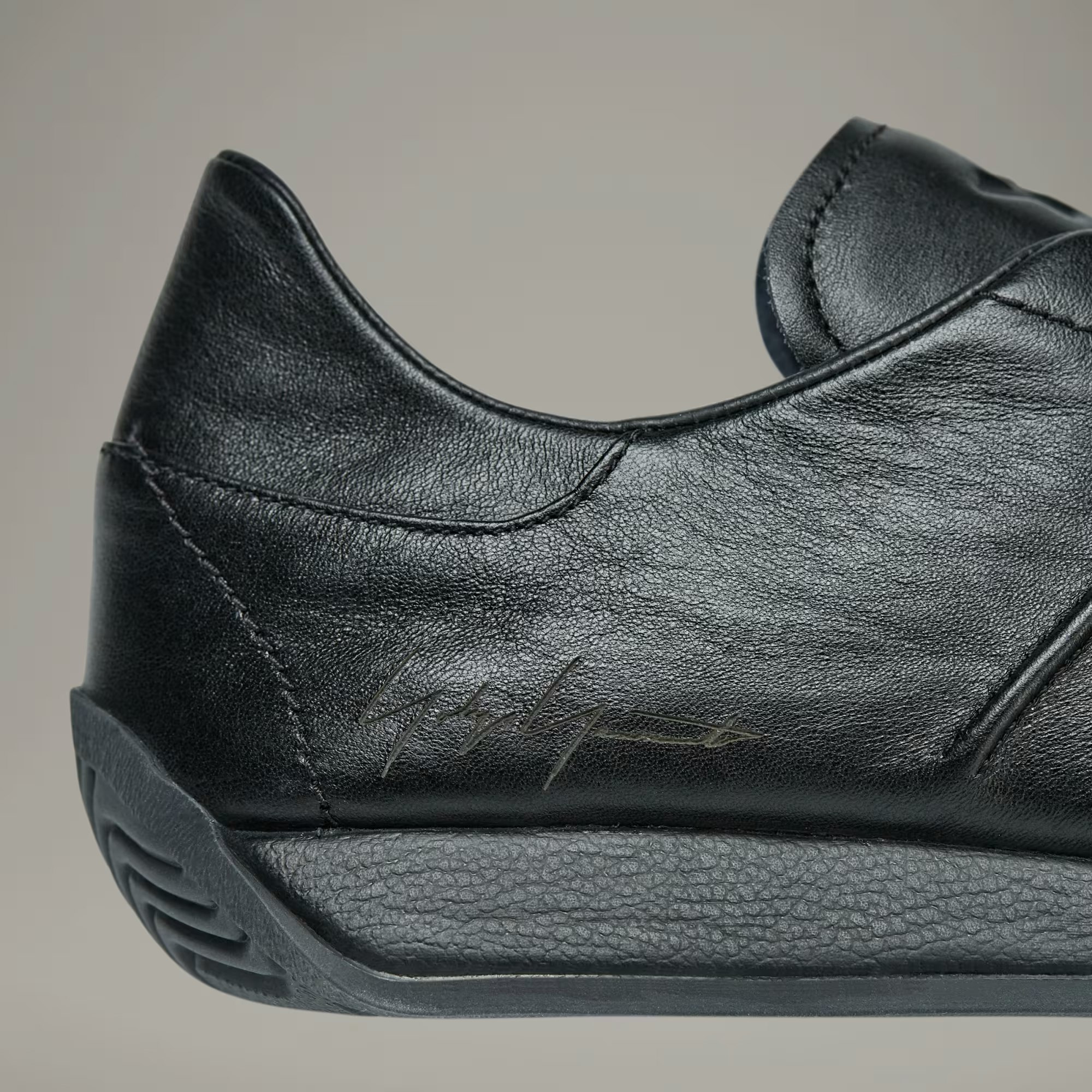 Y-3 x adidas Country "Black"