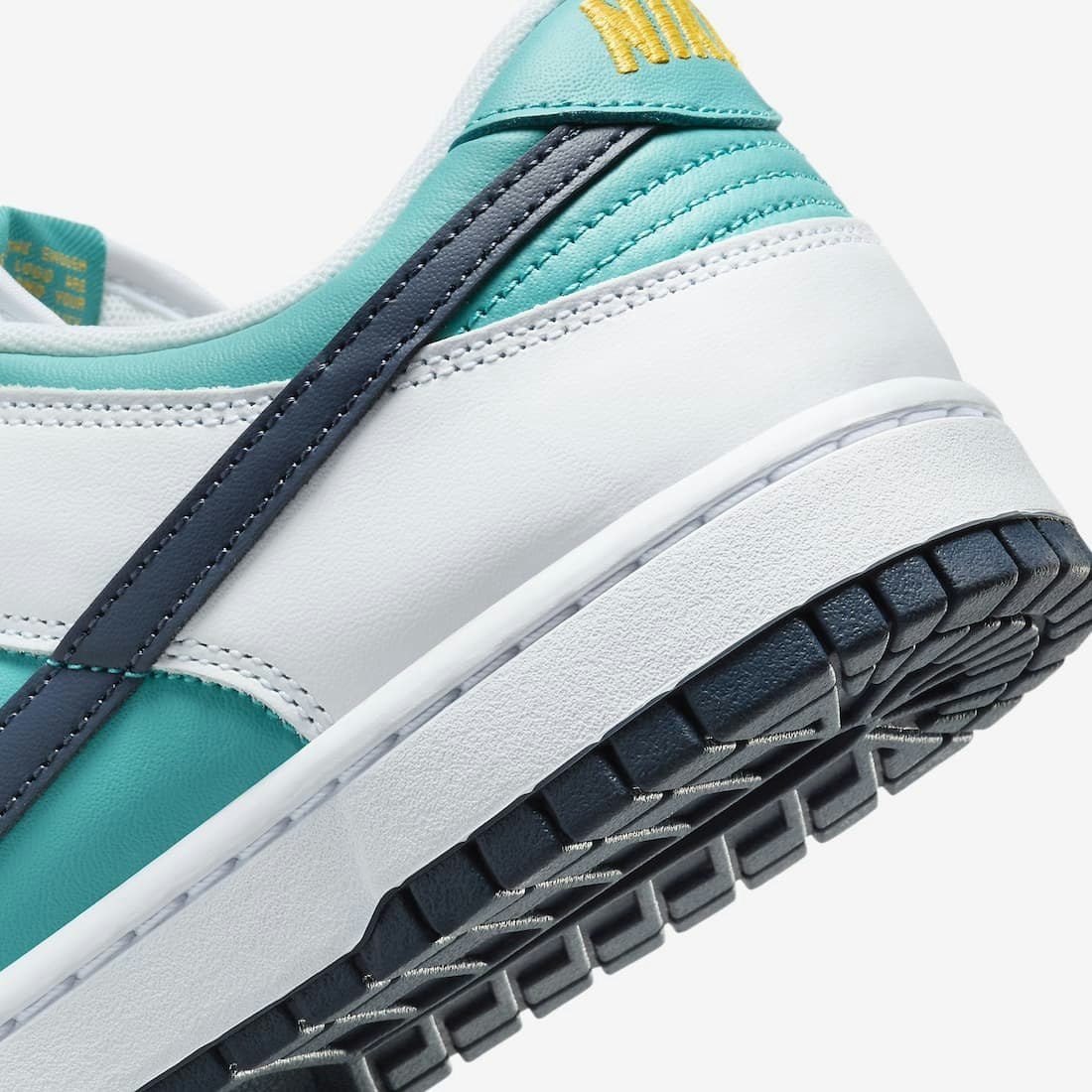 Nike Dunk Low "Dusty Cactus"