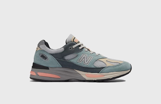 New Balance 991v2 "Made in UK" (Blue Silver)