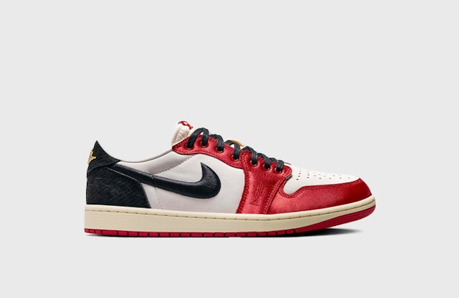 Trophy Room x Air Jordan 1 Low OG "Away"