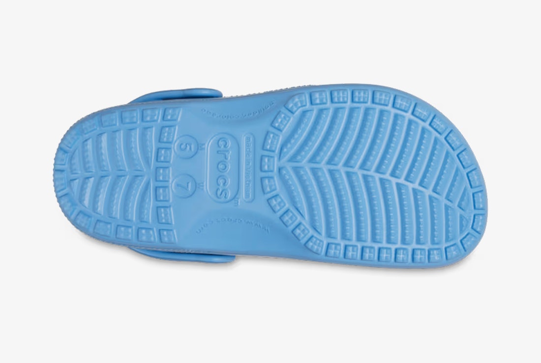 Lilo & Stitch x Crocs Classic Clog "Stitch"