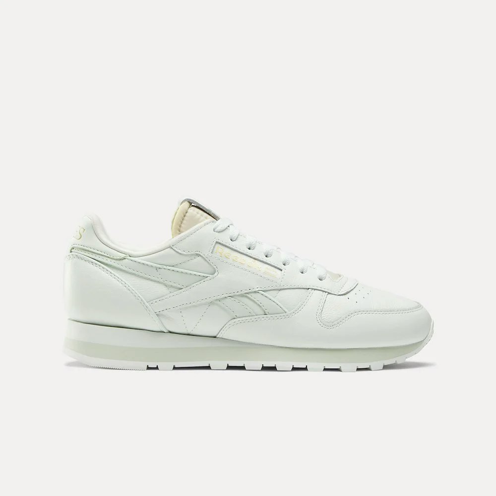 Aries x Reebok Classic Leather "The Mystic`s Shoe"